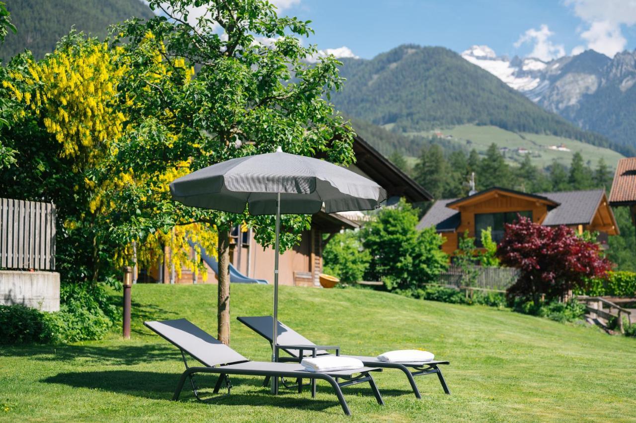 Hotel Fronza - Your Hike & Mountain Home Lutago Exterior foto